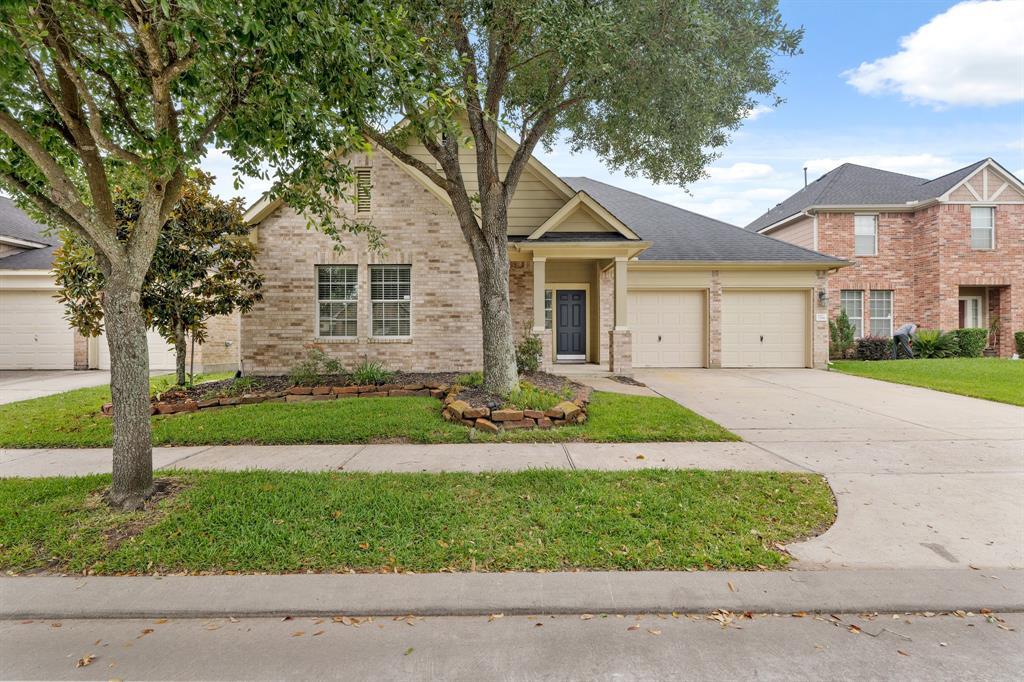 Houston, TX 77044 | 3 beds | 2 baths| $279,990